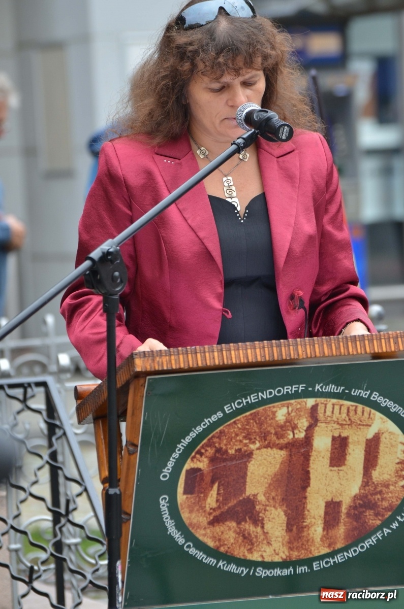 Zdjęcie w galerii na portalu naszraciborz.pl: W Raciborzu świętowano 25. rocznicę odsłonięcia pomnika Eichendorffa [FOTO i WIDEO]  wiadomości z regionu