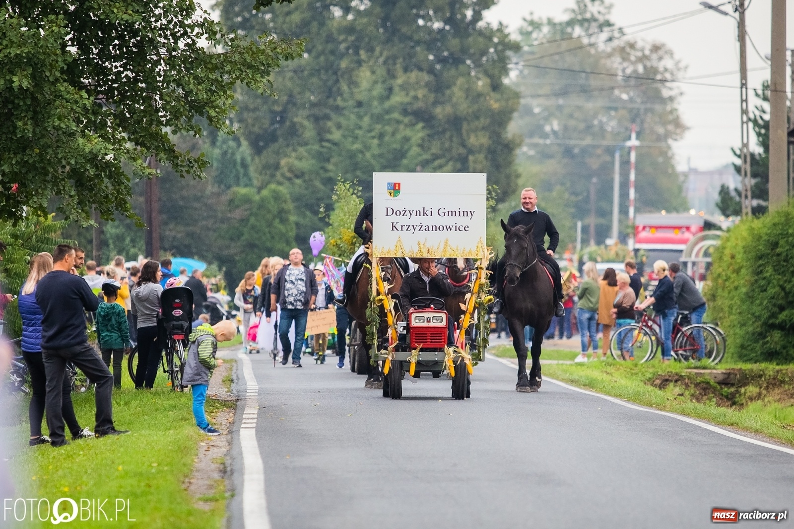 Zdjęcie w galerii na portalu naszraciborz.pl: Dożynki 2019. Gmina Krzyżanowice bawiła się w Rudyszwałdzie [FOTO i WIDEO] wiadomości z regionu