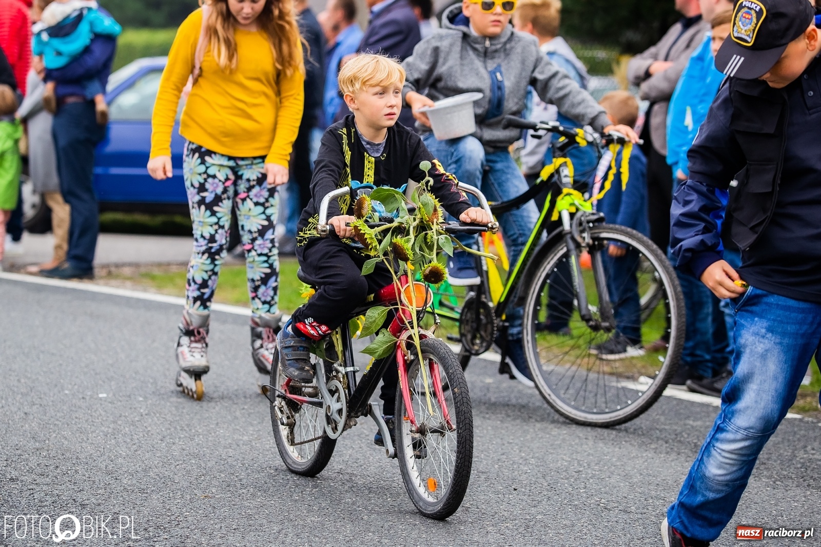 Zdjęcie w galerii na portalu naszraciborz.pl: Dożynki 2019. Gmina Krzyżanowice bawiła się w Rudyszwałdzie [FOTO i WIDEO] wiadomości z regionu
