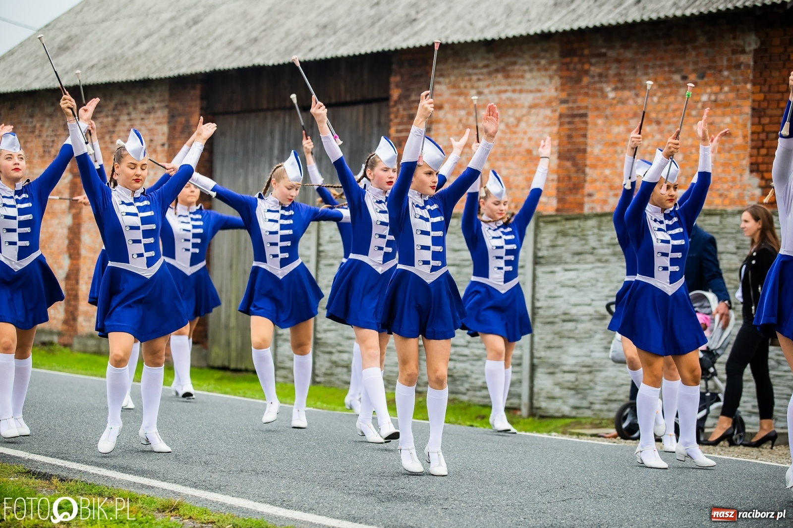 Zdjęcie w galerii na portalu naszraciborz.pl: Dożynki 2019. Gmina Krzyżanowice bawiła się w Rudyszwałdzie [FOTO i WIDEO] wiadomości z regionu