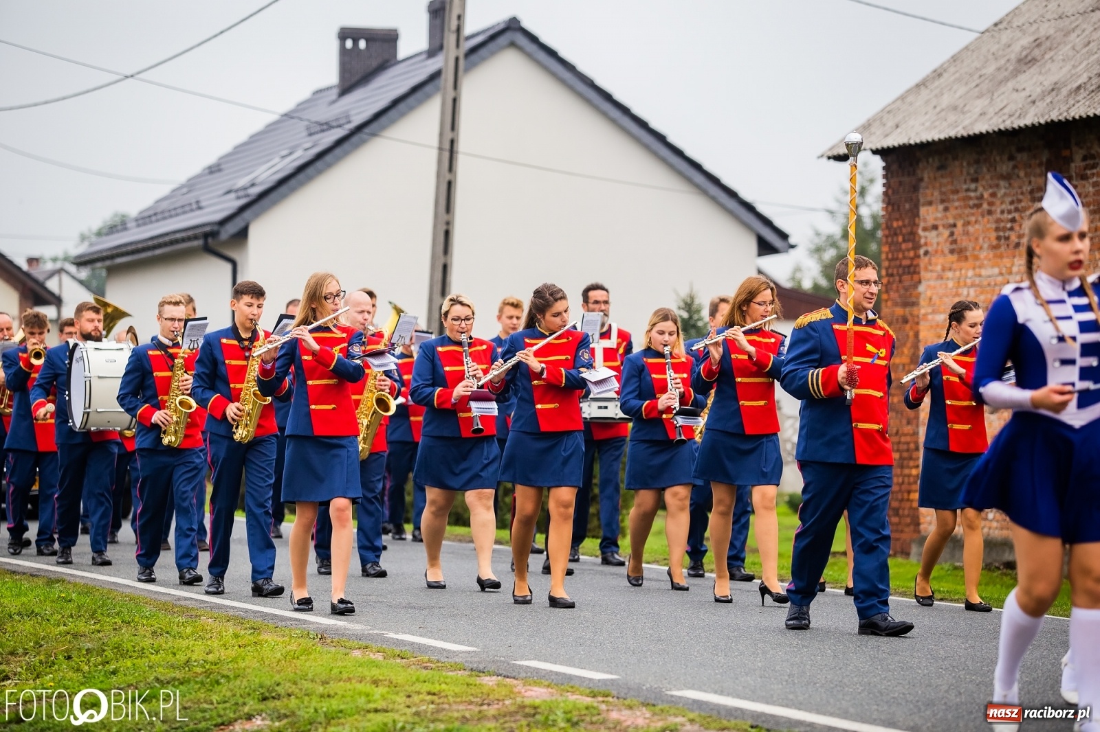 Zdjęcie w galerii na portalu naszraciborz.pl: Dożynki 2019. Gmina Krzyżanowice bawiła się w Rudyszwałdzie [FOTO i WIDEO] wiadomości z regionu