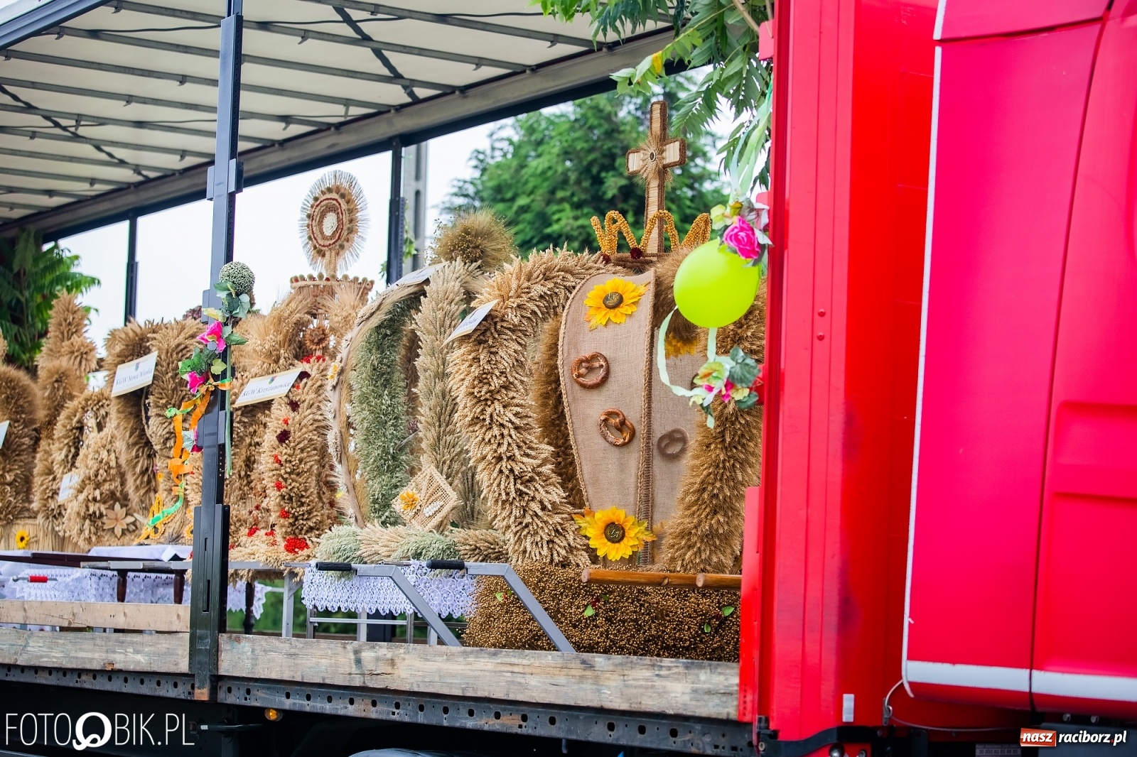 Zdjęcie w galerii na portalu naszraciborz.pl: Dożynki 2019. Gmina Krzyżanowice bawiła się w Rudyszwałdzie [FOTO i WIDEO] wiadomości z regionu