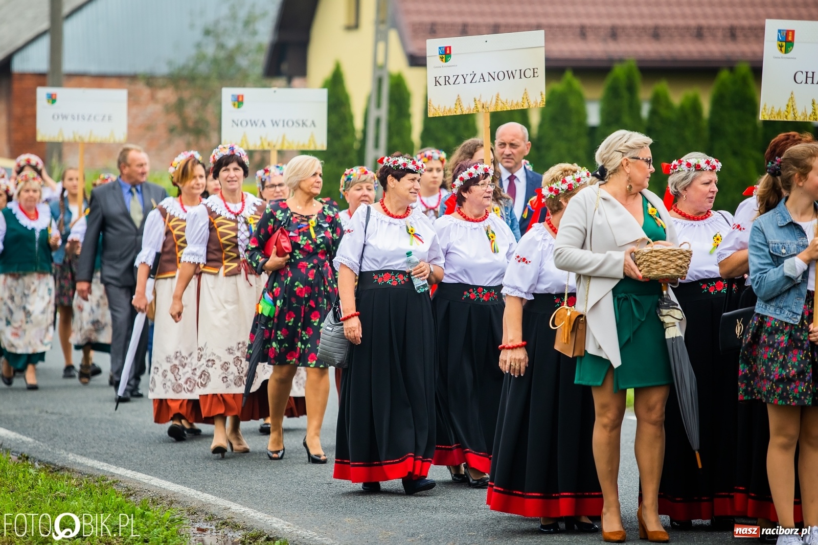 Zdjęcie w galerii na portalu naszraciborz.pl: Dożynki 2019. Gmina Krzyżanowice bawiła się w Rudyszwałdzie [FOTO i WIDEO] wiadomości z regionu