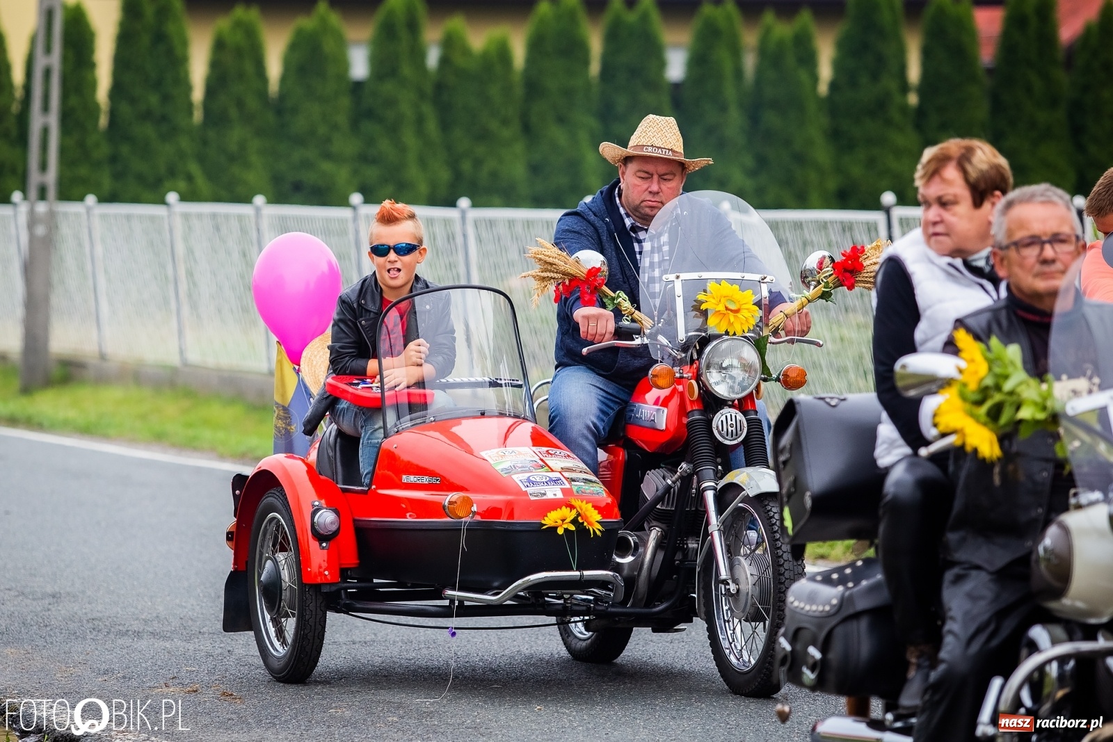 Zdjęcie w galerii na portalu naszraciborz.pl: Dożynki 2019. Gmina Krzyżanowice bawiła się w Rudyszwałdzie [FOTO i WIDEO] wiadomości z regionu