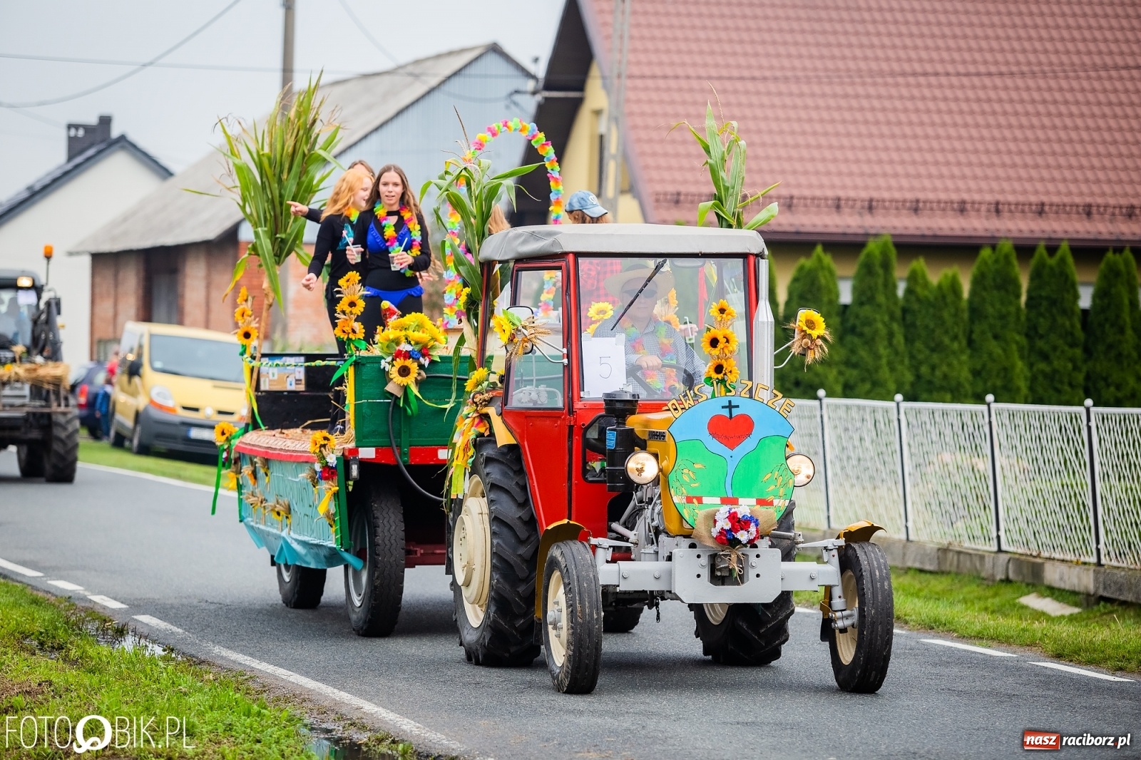 Zdjęcie w galerii na portalu naszraciborz.pl: Dożynki 2019. Gmina Krzyżanowice bawiła się w Rudyszwałdzie [FOTO i WIDEO] wiadomości z regionu