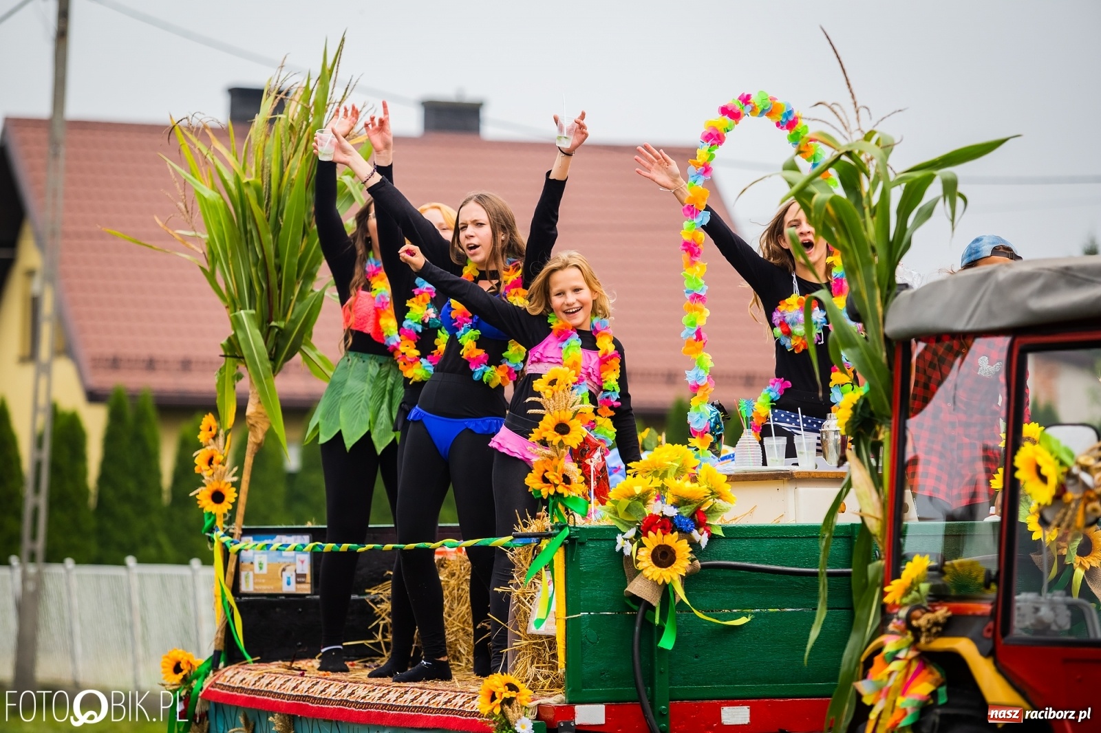 Zdjęcie w galerii na portalu naszraciborz.pl: Dożynki 2019. Gmina Krzyżanowice bawiła się w Rudyszwałdzie [FOTO i WIDEO] wiadomości z regionu