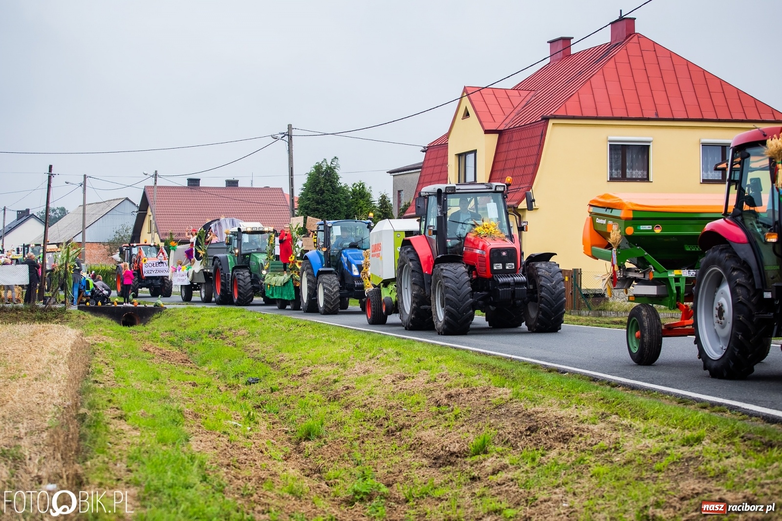 Zdjęcie w galerii na portalu naszraciborz.pl: Dożynki 2019. Gmina Krzyżanowice bawiła się w Rudyszwałdzie [FOTO i WIDEO] wiadomości z regionu