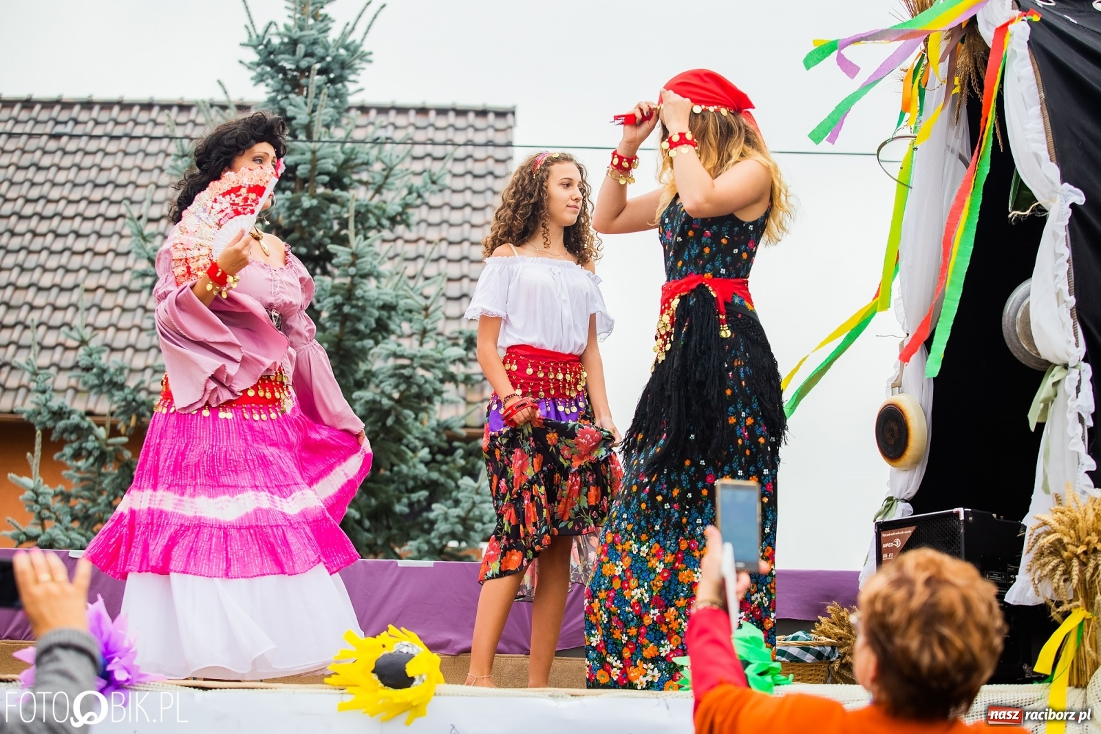 Zdjęcie w galerii na portalu naszraciborz.pl: Dożynki 2019. Gmina Krzyżanowice bawiła się w Rudyszwałdzie [FOTO i WIDEO] wiadomości z regionu