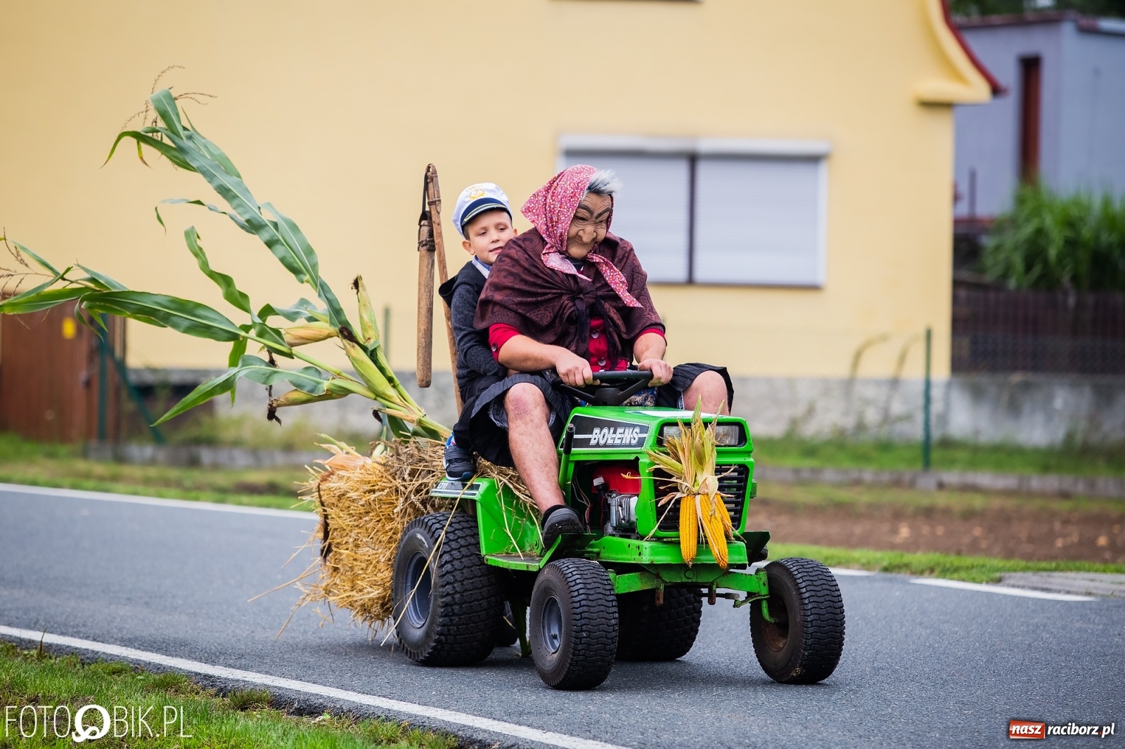 Zdjęcie w galerii na portalu naszraciborz.pl: Dożynki 2019. Gmina Krzyżanowice bawiła się w Rudyszwałdzie [FOTO i WIDEO] wiadomości z regionu