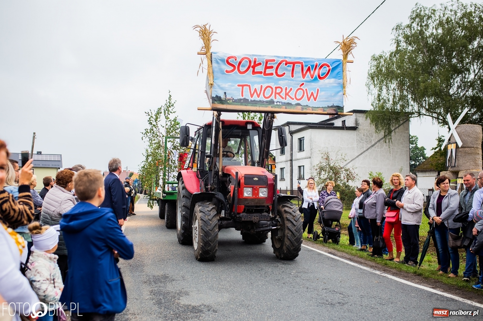 Zdjęcie w galerii na portalu naszraciborz.pl: Dożynki 2019. Gmina Krzyżanowice bawiła się w Rudyszwałdzie [FOTO i WIDEO] wiadomości z regionu