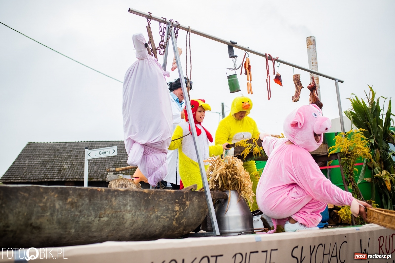 Zdjęcie w galerii na portalu naszraciborz.pl: Dożynki 2019. Gmina Krzyżanowice bawiła się w Rudyszwałdzie [FOTO i WIDEO] wiadomości z regionu