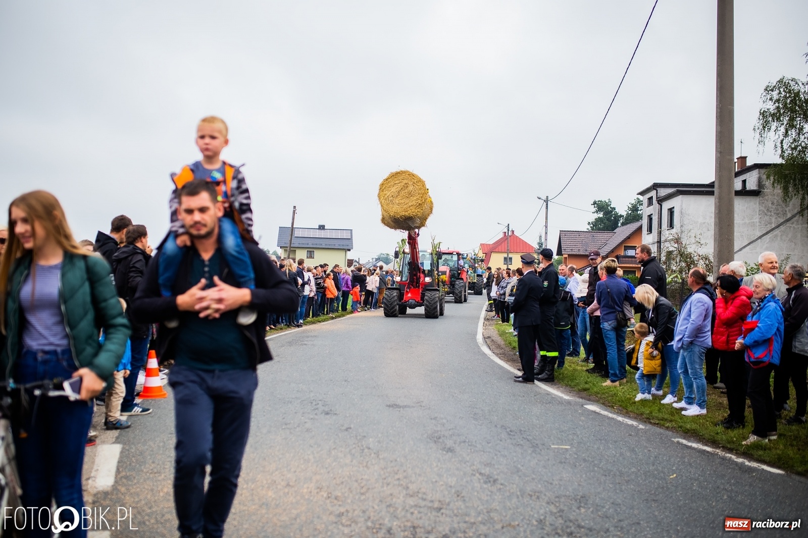 Zdjęcie w galerii na portalu naszraciborz.pl: Dożynki 2019. Gmina Krzyżanowice bawiła się w Rudyszwałdzie [FOTO i WIDEO] wiadomości z regionu