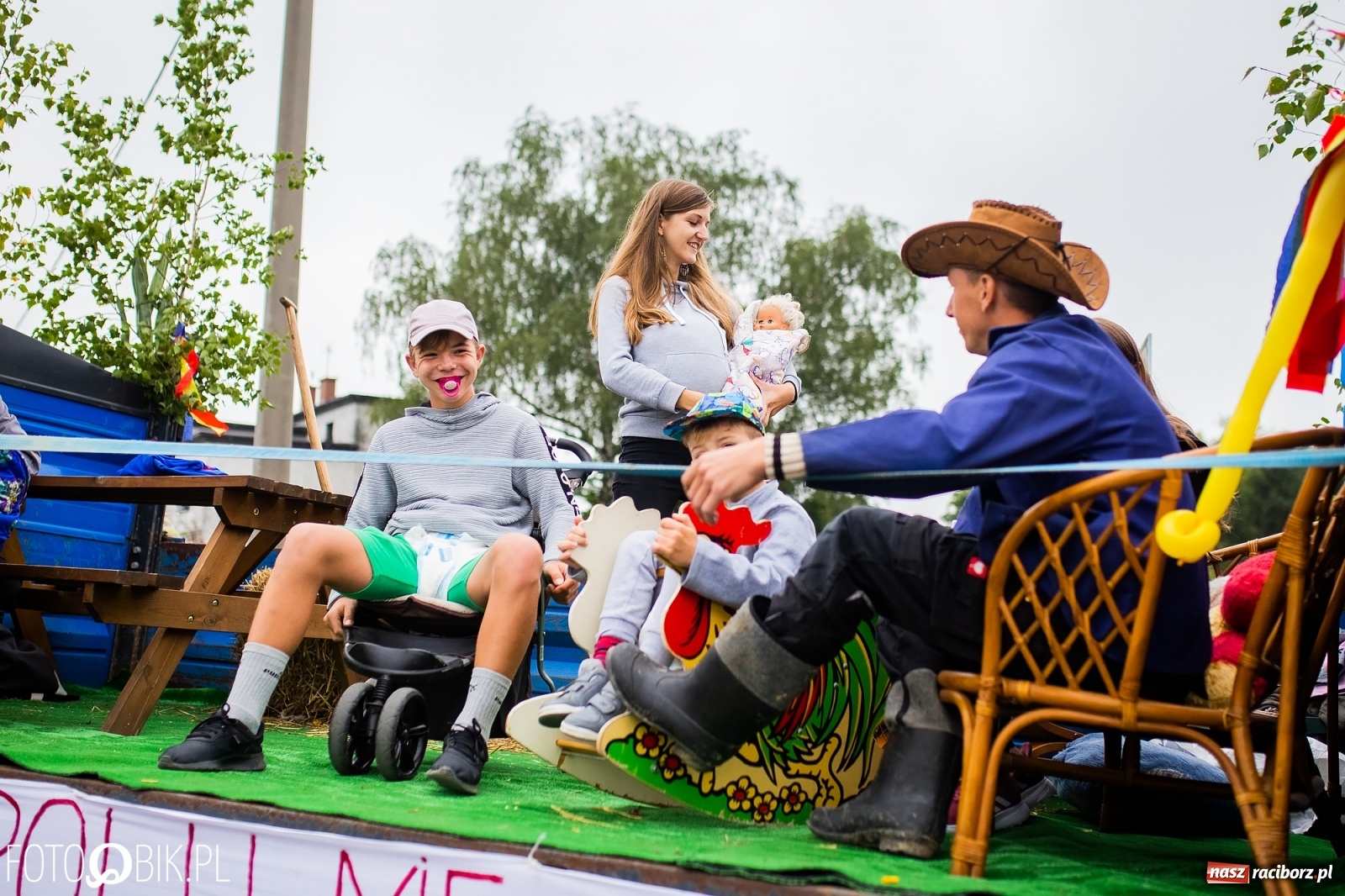 Zdjęcie w galerii na portalu naszraciborz.pl: Dożynki 2019. Gmina Krzyżanowice bawiła się w Rudyszwałdzie [FOTO i WIDEO] wiadomości z regionu