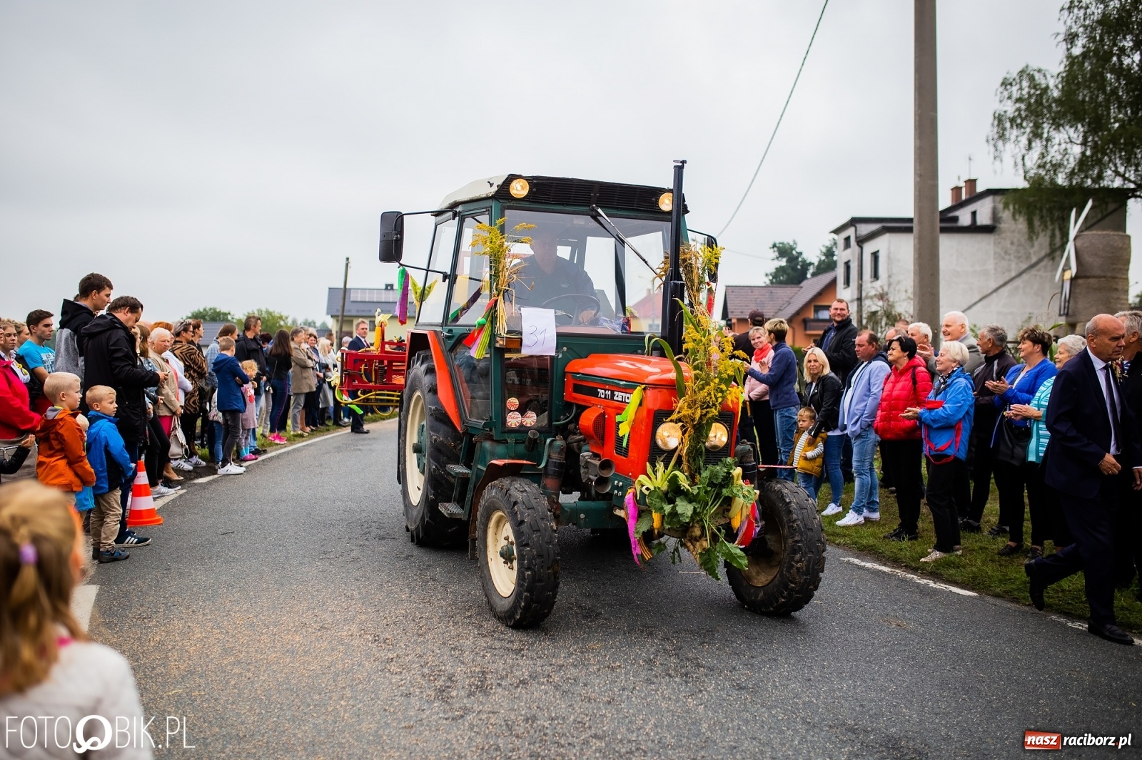 Zdjęcie w galerii na portalu naszraciborz.pl: Dożynki 2019. Gmina Krzyżanowice bawiła się w Rudyszwałdzie [FOTO i WIDEO] wiadomości z regionu