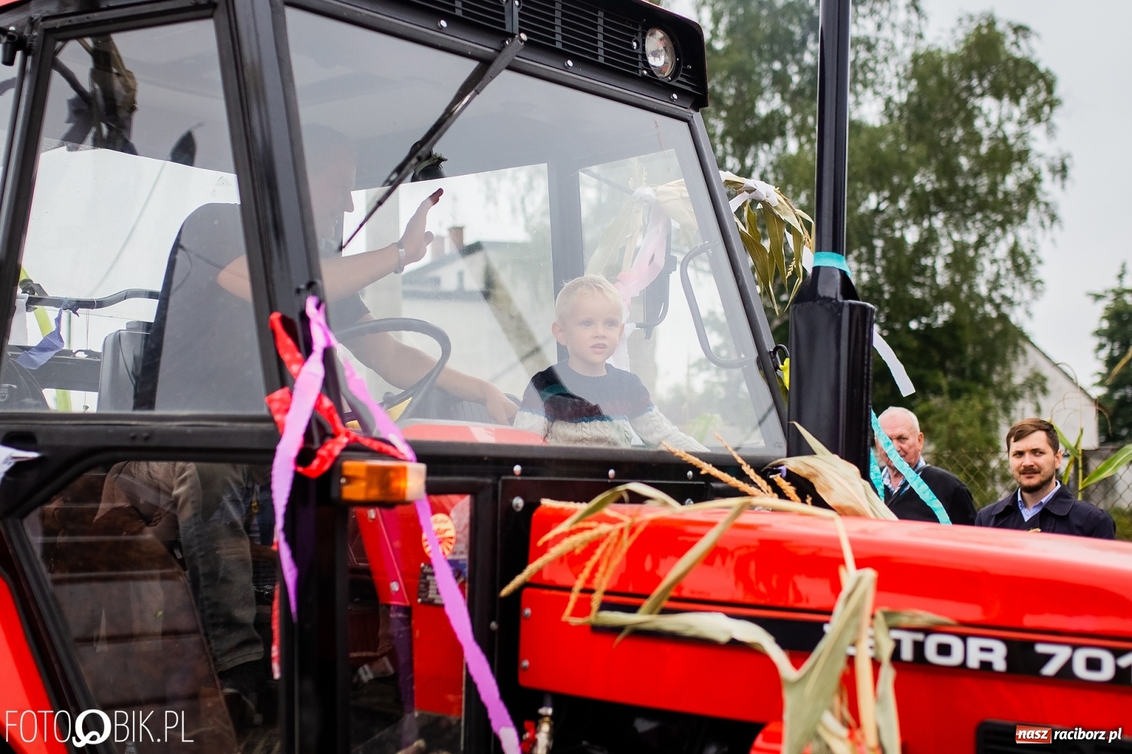 Zdjęcie w galerii na portalu naszraciborz.pl: Dożynki 2019. Gmina Krzyżanowice bawiła się w Rudyszwałdzie [FOTO i WIDEO] wiadomości z regionu