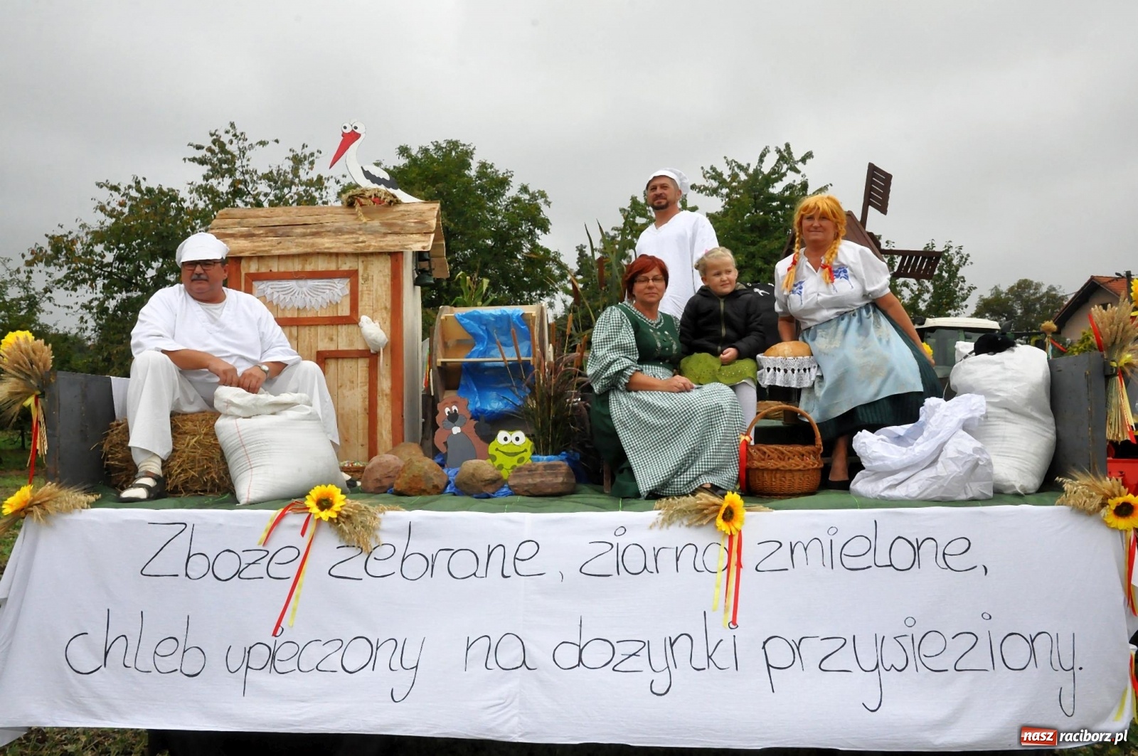 Zdjęcie w galerii na portalu naszraciborz.pl: Dożynki 2019. Gmina Krzyżanowice bawiła się w Rudyszwałdzie [FOTO i WIDEO] wiadomości z regionu