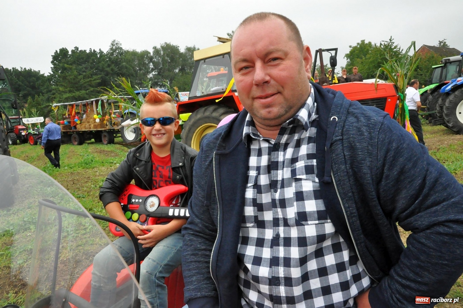 Zdjęcie w galerii na portalu naszraciborz.pl: Dożynki 2019. Gmina Krzyżanowice bawiła się w Rudyszwałdzie [FOTO i WIDEO] wiadomości z regionu