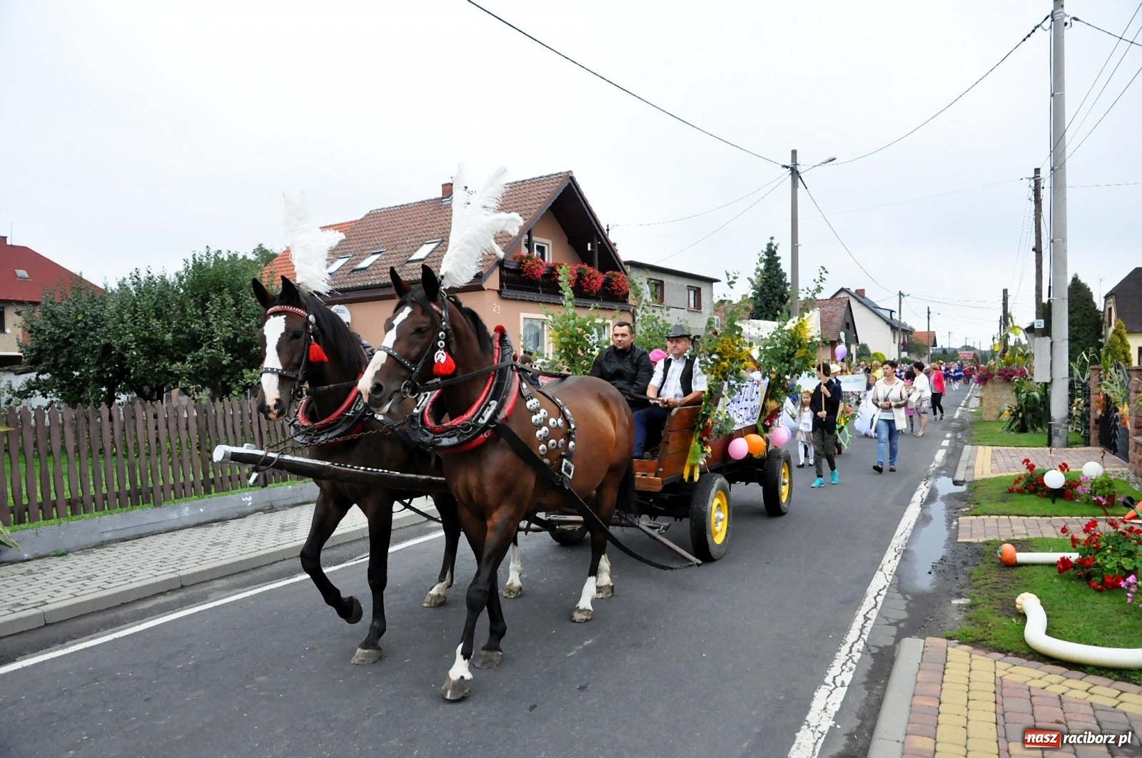 Zdjęcie w galerii na portalu naszraciborz.pl: Dożynki 2019. Gmina Krzyżanowice bawiła się w Rudyszwałdzie [FOTO i WIDEO] wiadomości z regionu