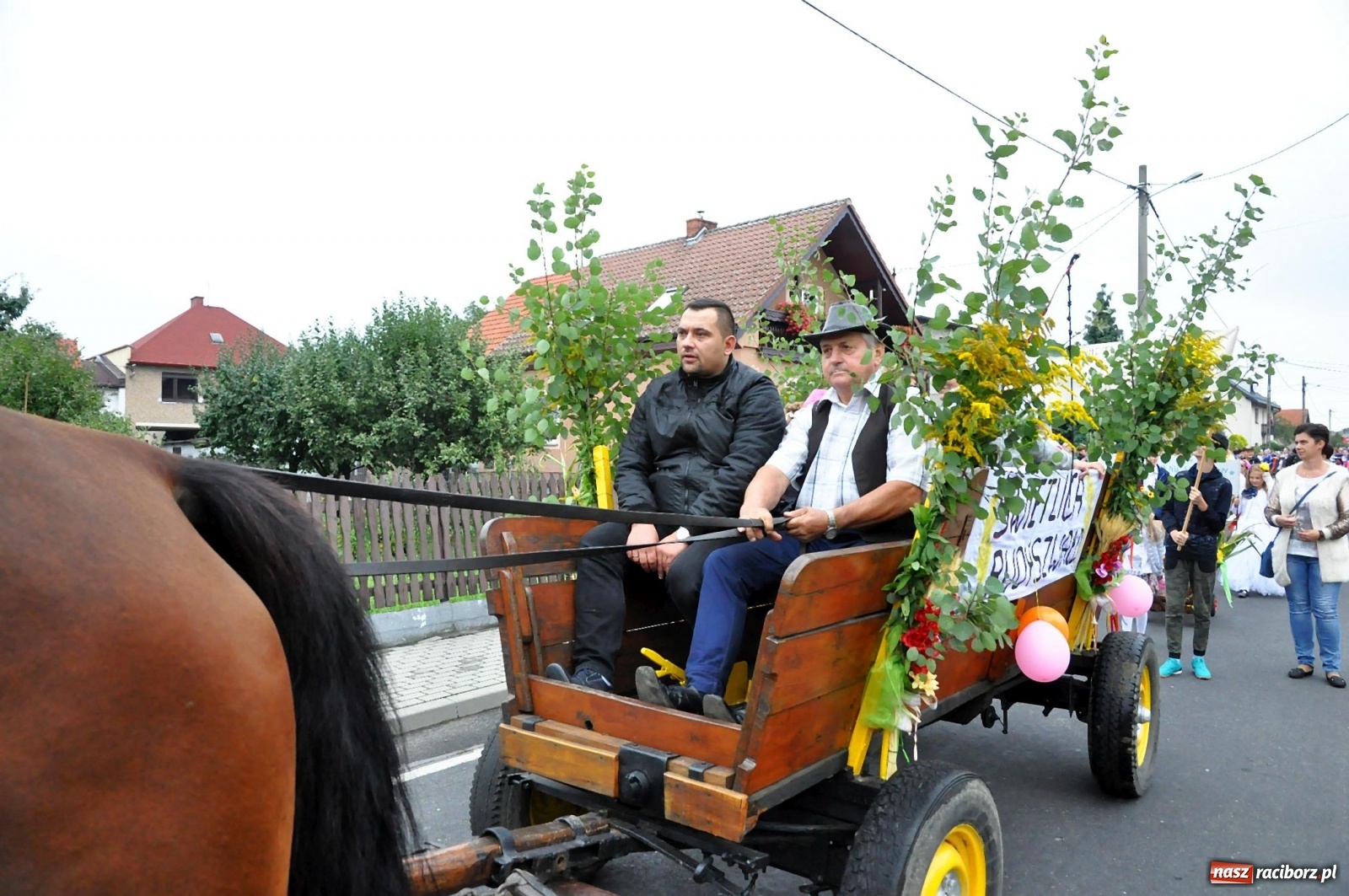 Zdjęcie w galerii na portalu naszraciborz.pl: Dożynki 2019. Gmina Krzyżanowice bawiła się w Rudyszwałdzie [FOTO i WIDEO] wiadomości z regionu