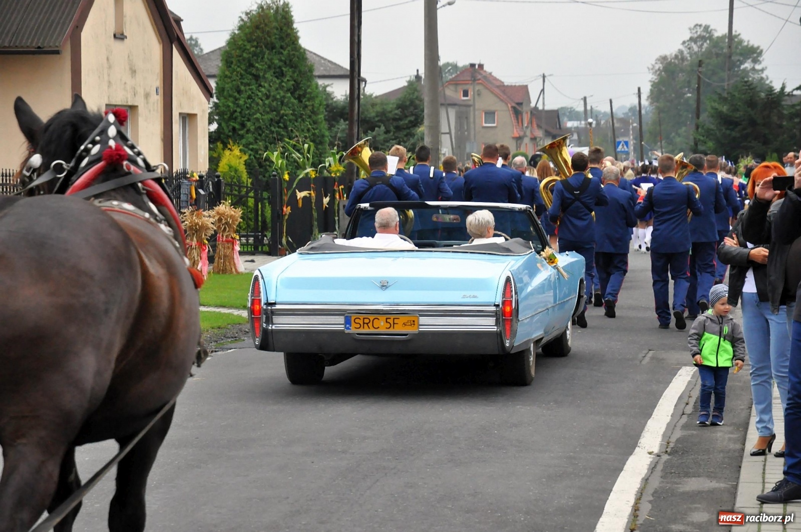 Zdjęcie w galerii na portalu naszraciborz.pl: Dożynki 2019. Gmina Krzyżanowice bawiła się w Rudyszwałdzie [FOTO i WIDEO] wiadomości z regionu