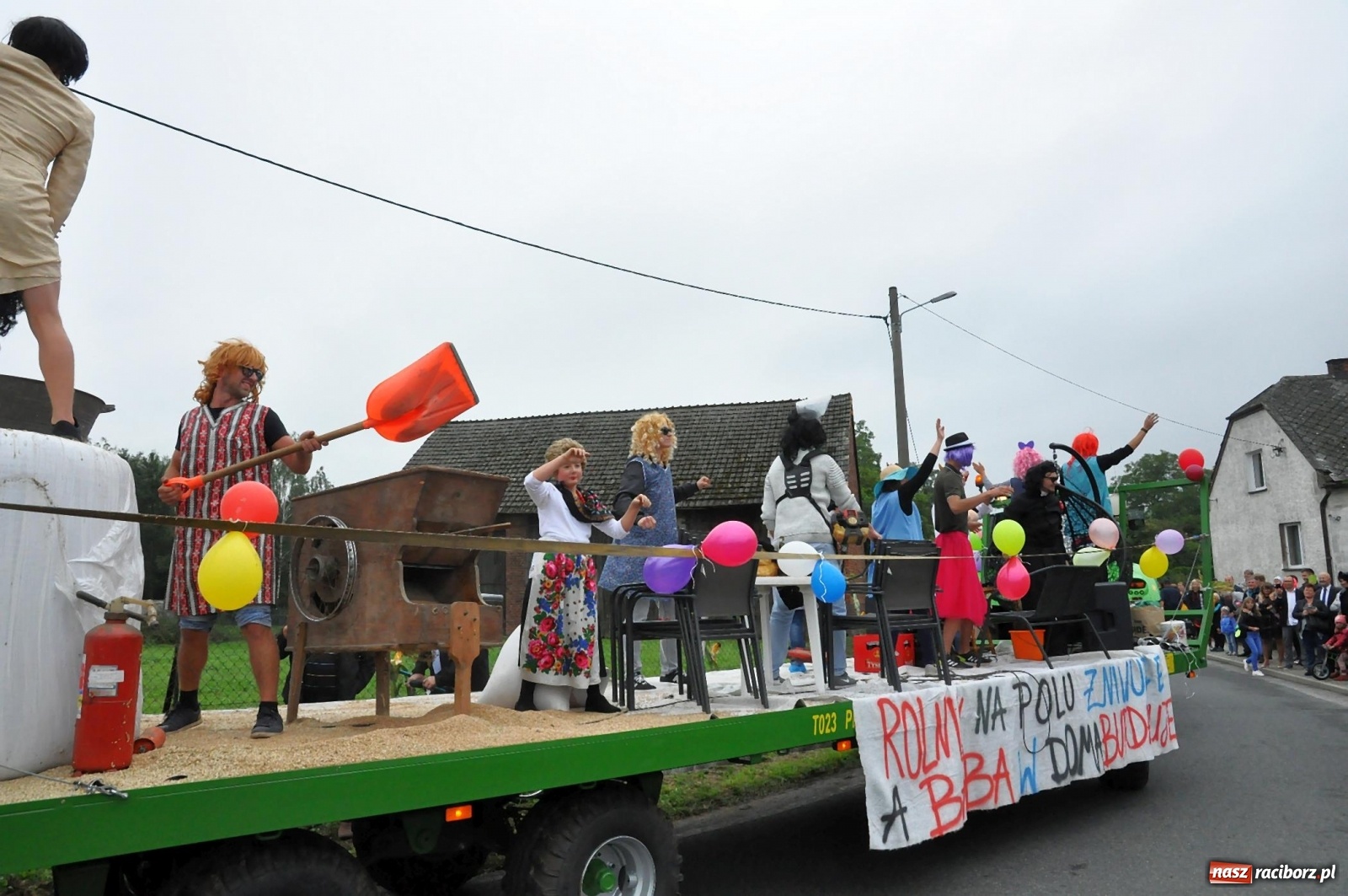 Zdjęcie w galerii na portalu naszraciborz.pl: Dożynki 2019. Gmina Krzyżanowice bawiła się w Rudyszwałdzie [FOTO i WIDEO] wiadomości z regionu
