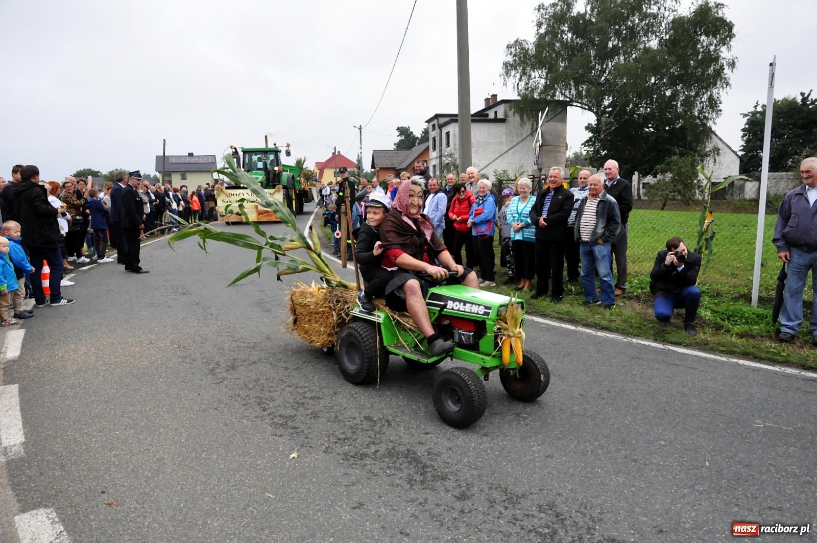 Zdjęcie w galerii na portalu naszraciborz.pl: Dożynki 2019. Gmina Krzyżanowice bawiła się w Rudyszwałdzie [FOTO i WIDEO] wiadomości z regionu
