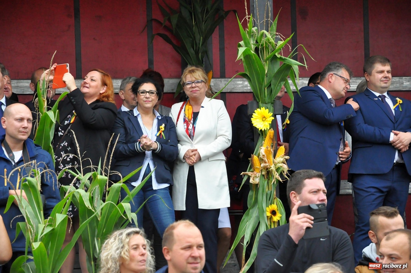 Zdjęcie w galerii na portalu naszraciborz.pl: Dożynki 2019. Gmina Krzyżanowice bawiła się w Rudyszwałdzie [FOTO i WIDEO] wiadomości z regionu