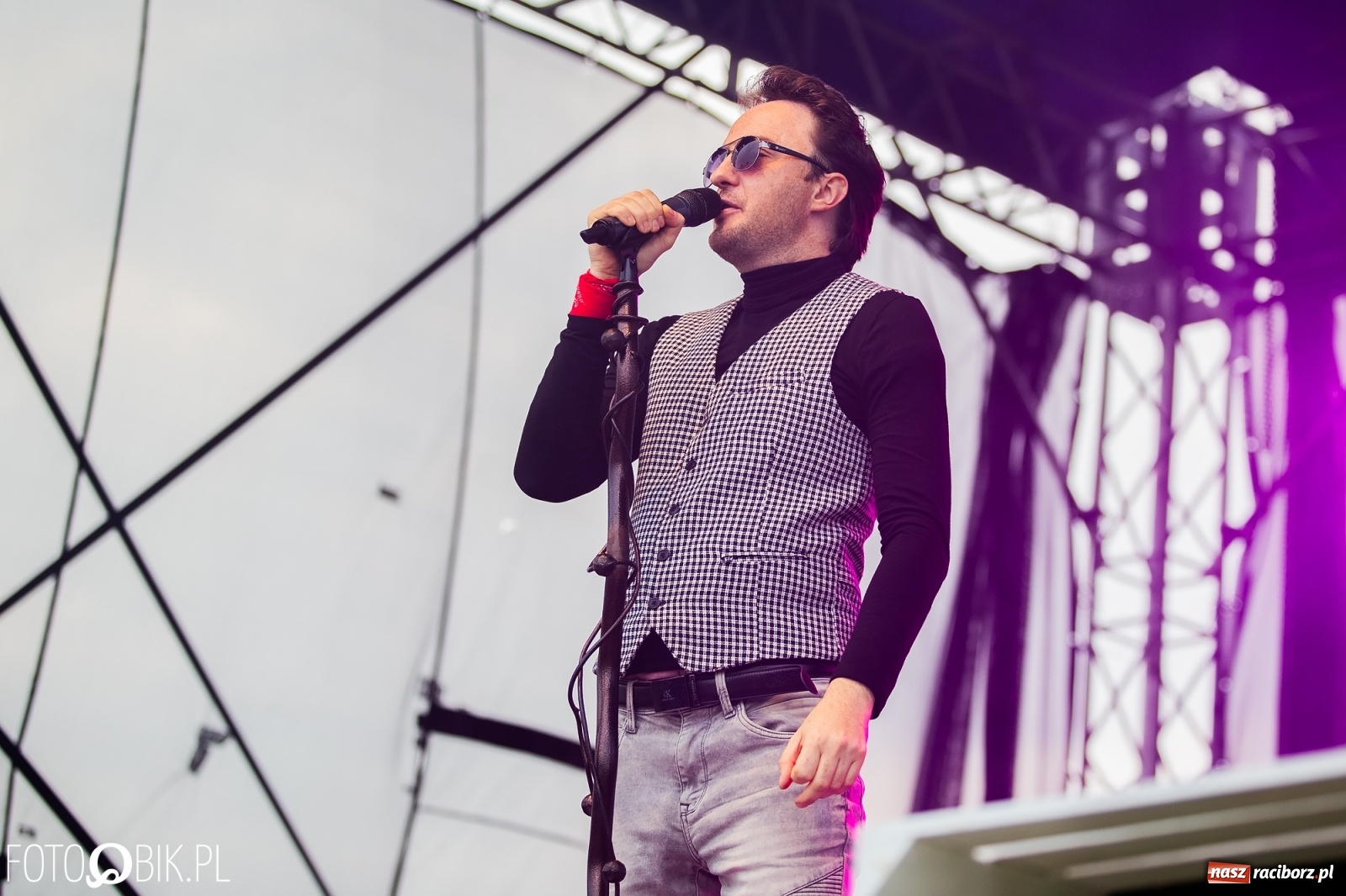 Zdjęcie w galerii na portalu naszraciborz.pl: After Party gwiazdą dożynek Gminy Krzyżanowice [FOTO i WIDEO] wiadomości z regionu