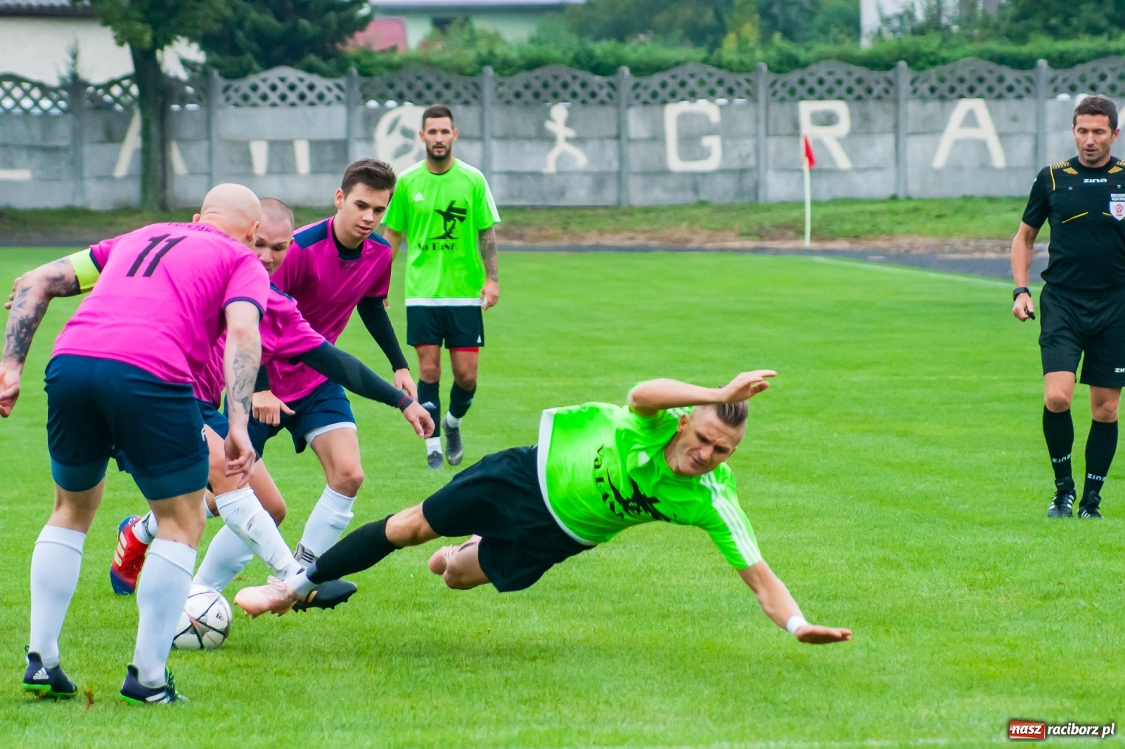 Zdjęcie w galerii na portalu naszraciborz.pl: Derby gminy. Łatwe zwycięstwo Krzyżanowic [FOTO] wiadomości z regionu