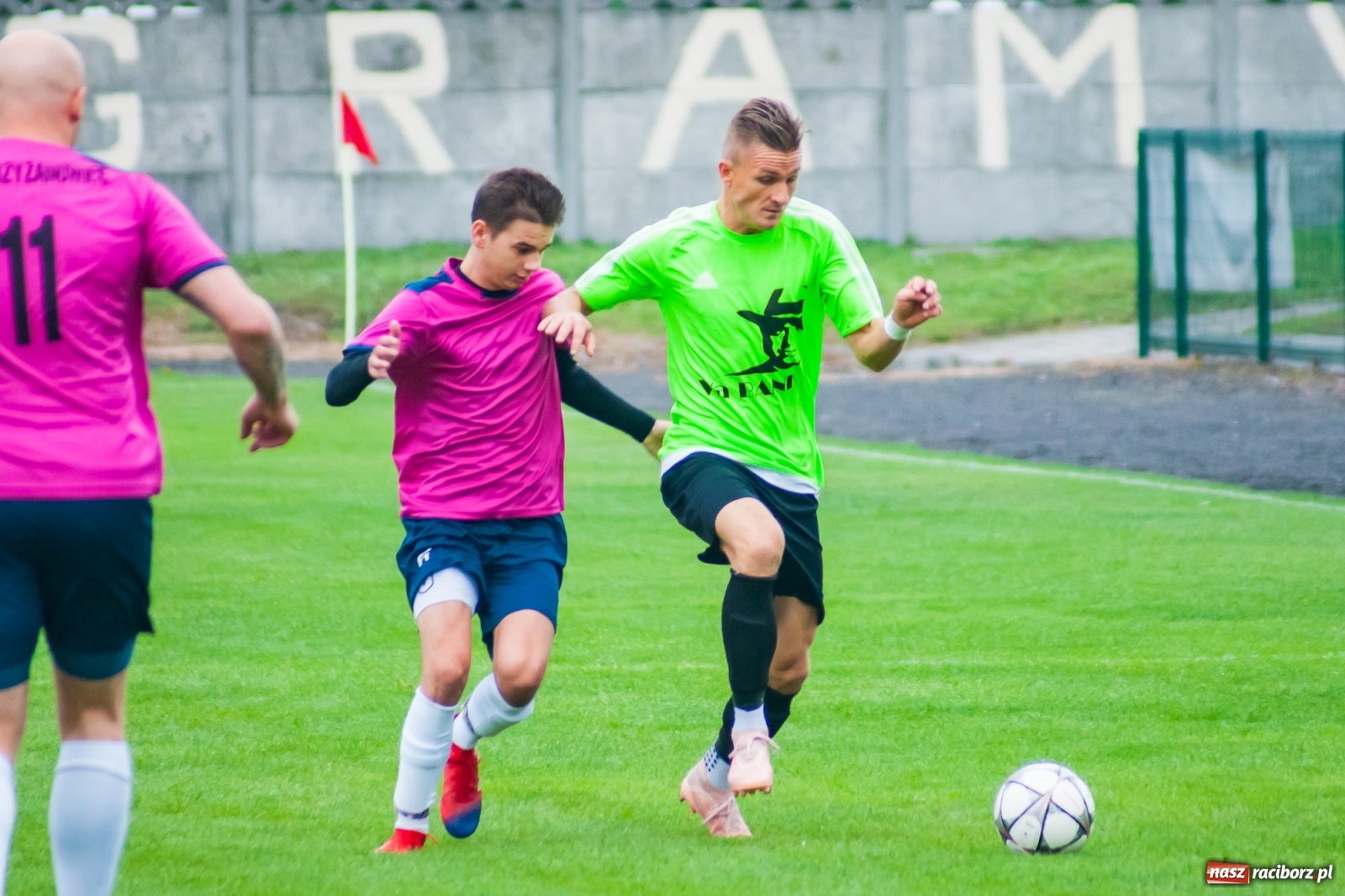 Zdjęcie w galerii na portalu naszraciborz.pl: Derby gminy. Łatwe zwycięstwo Krzyżanowic [FOTO] wiadomości z regionu