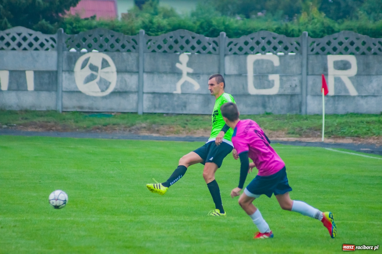 Zdjęcie w galerii na portalu naszraciborz.pl: Derby gminy. Łatwe zwycięstwo Krzyżanowic [FOTO] wiadomości z regionu