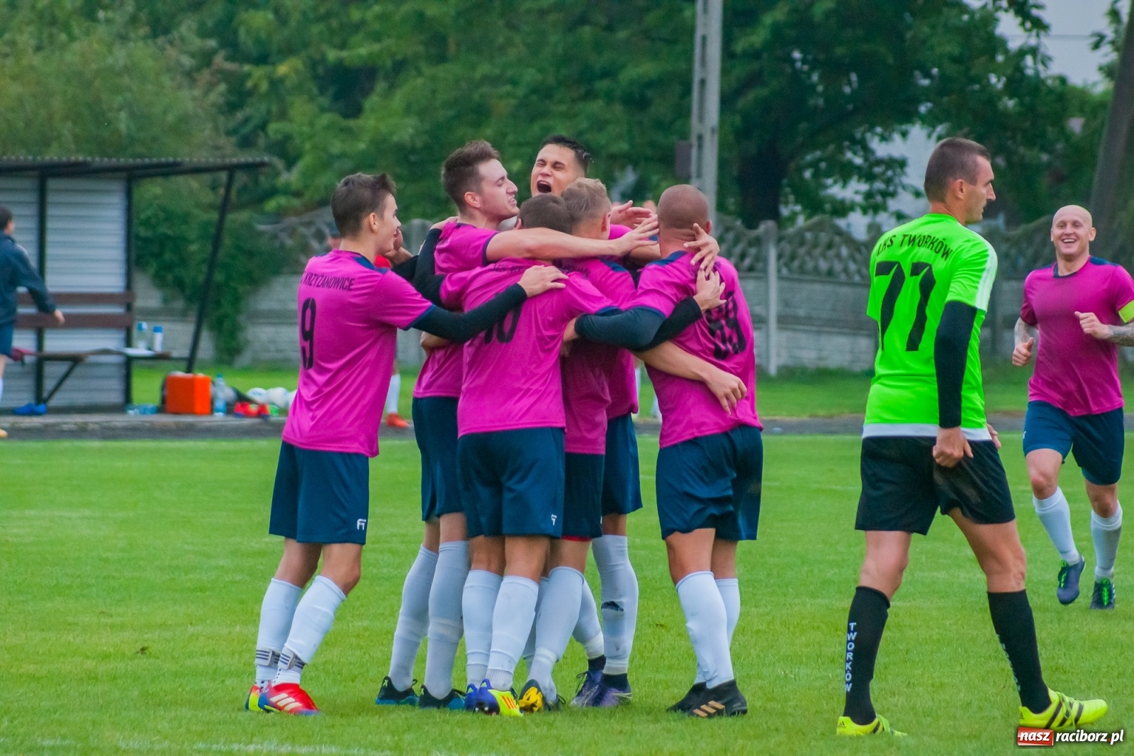Zdjęcie w galerii na portalu naszraciborz.pl: Derby gminy. Łatwe zwycięstwo Krzyżanowic [FOTO] wiadomości z regionu