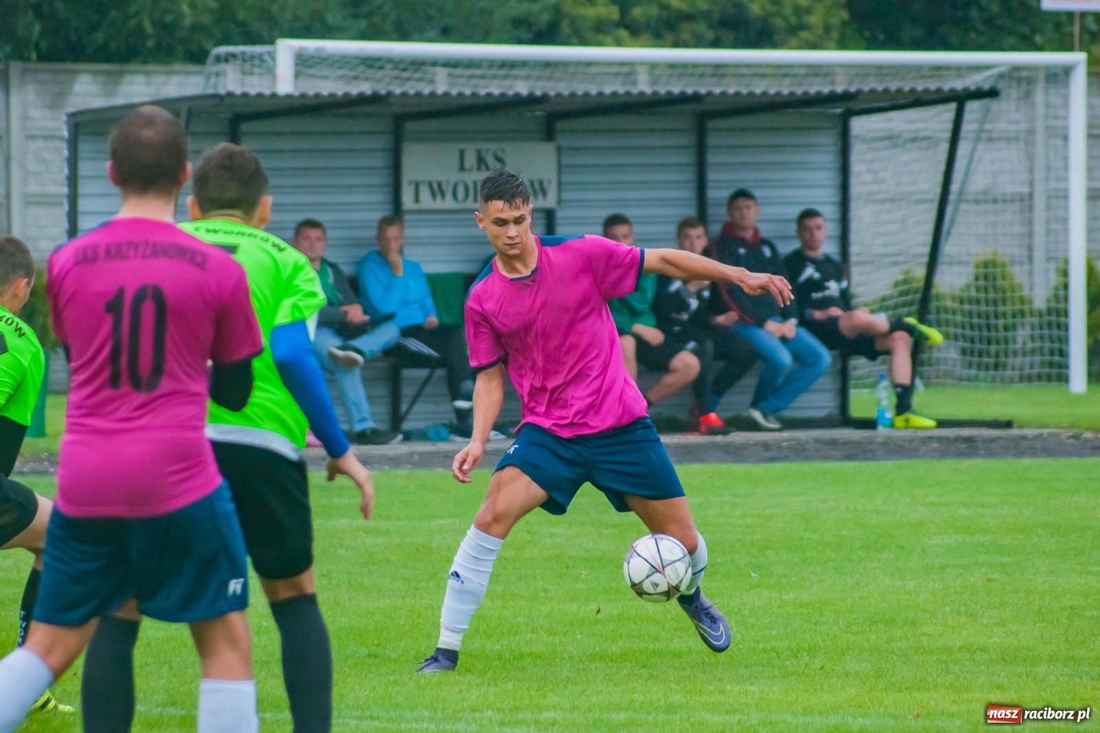 Zdjęcie w galerii na portalu naszraciborz.pl: Derby gminy. Łatwe zwycięstwo Krzyżanowic [FOTO] wiadomości z regionu