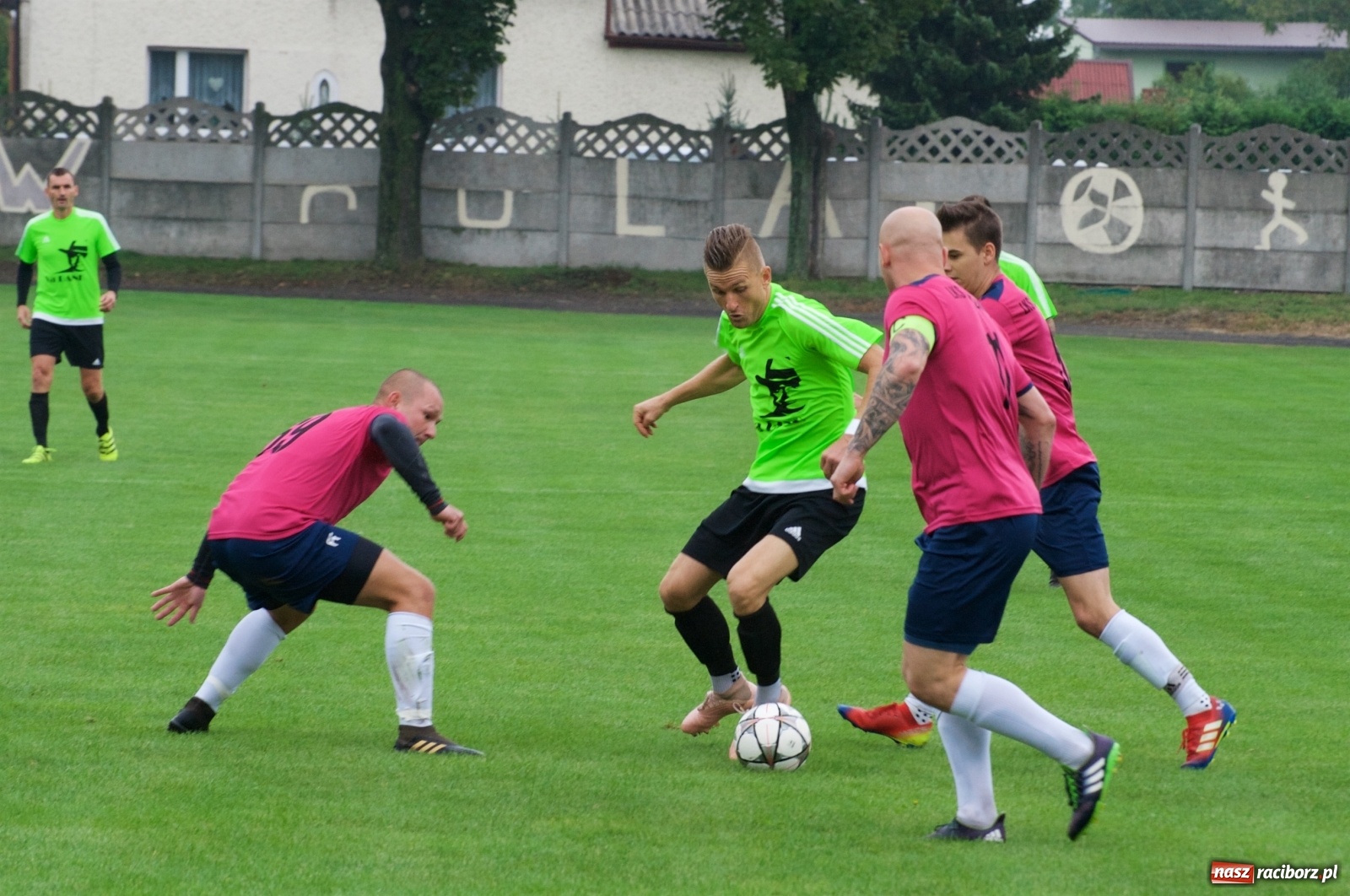 Zdjęcie w galerii na portalu naszraciborz.pl: Derby gminy. Łatwe zwycięstwo Krzyżanowic [FOTO] wiadomości z regionu