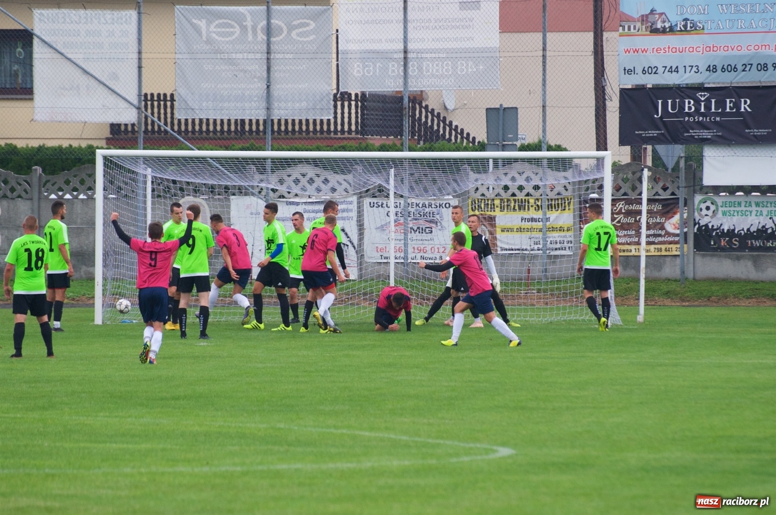 Zdjęcie w galerii na portalu naszraciborz.pl: Derby gminy. Łatwe zwycięstwo Krzyżanowic [FOTO] wiadomości z regionu