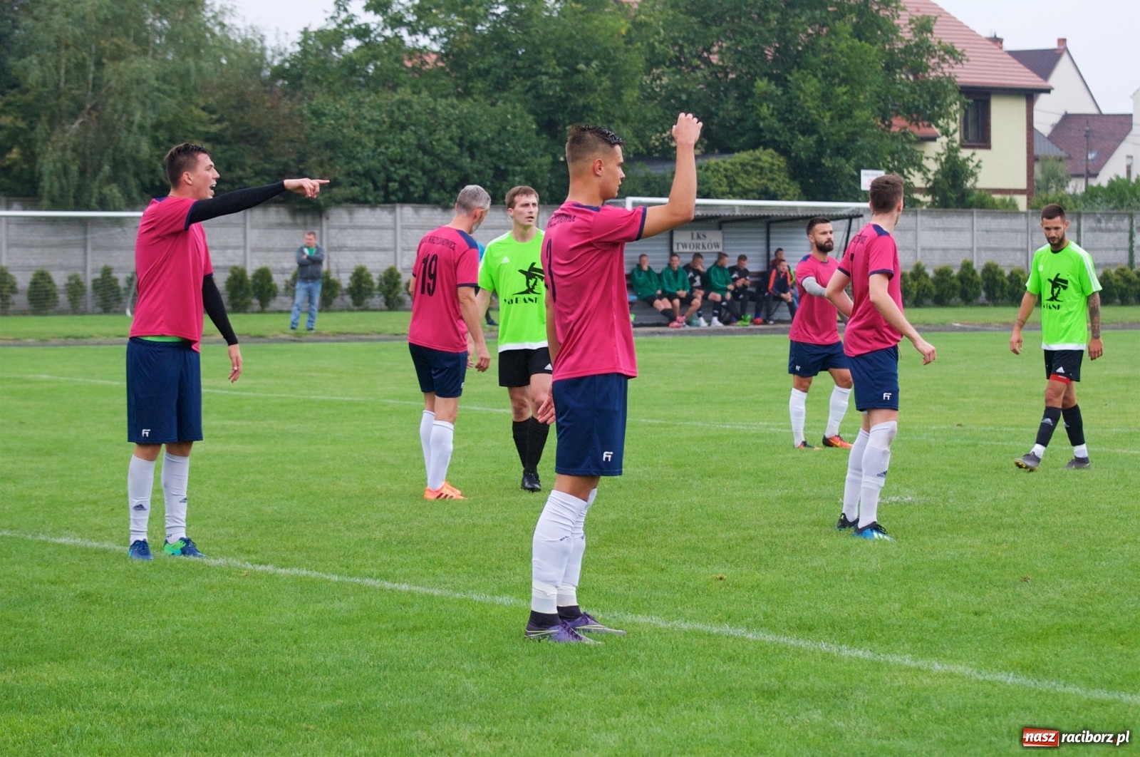 Zdjęcie w galerii na portalu naszraciborz.pl: Derby gminy. Łatwe zwycięstwo Krzyżanowic [FOTO] wiadomości z regionu