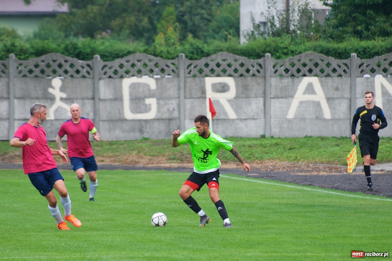 Zdjęcie w galerii na portalu naszraciborz.pl: Derby gminy. Łatwe zwycięstwo Krzyżanowic [FOTO] wiadomości z regionu