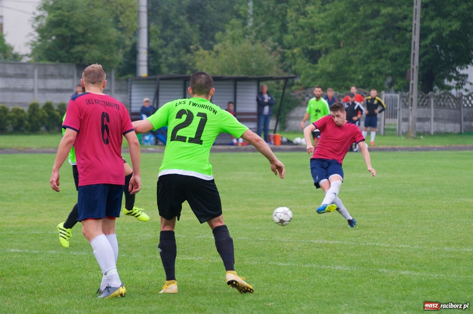 Zdjęcie w galerii na portalu naszraciborz.pl: Derby gminy. Łatwe zwycięstwo Krzyżanowic [FOTO] wiadomości z regionu