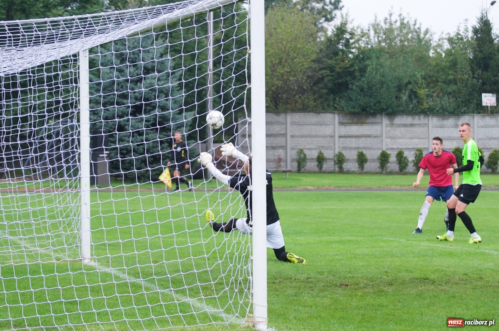 Zdjęcie w galerii na portalu naszraciborz.pl: Derby gminy. Łatwe zwycięstwo Krzyżanowic [FOTO] wiadomości z regionu