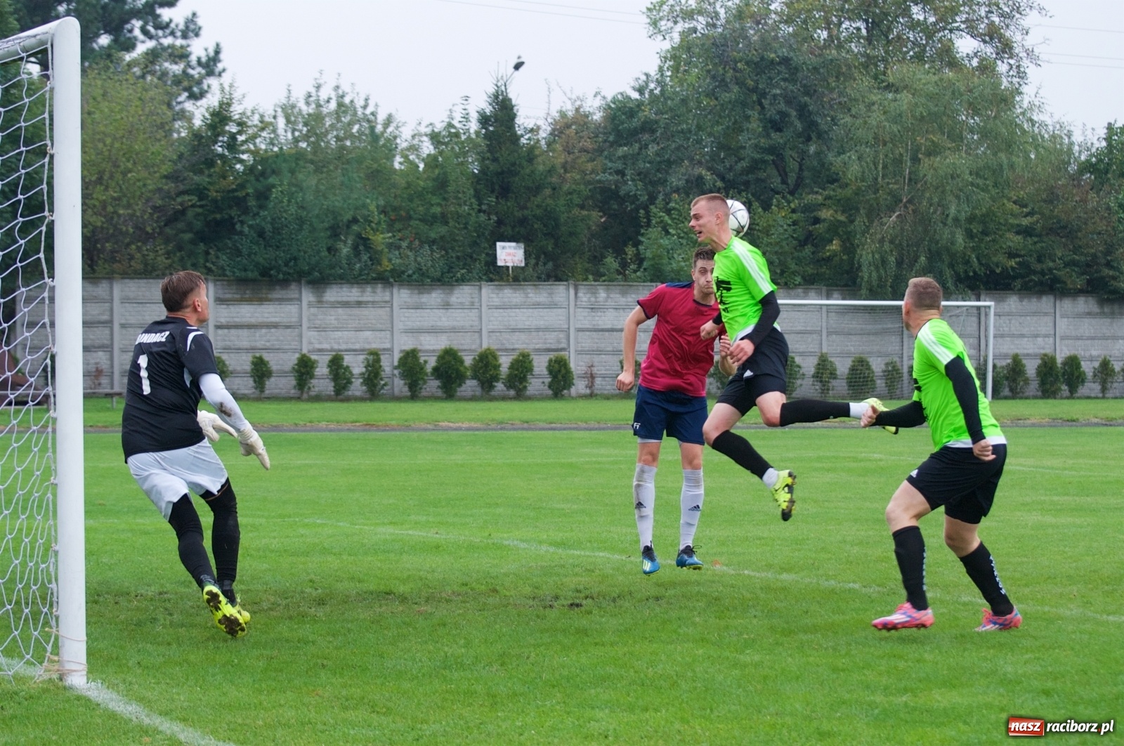 Zdjęcie w galerii na portalu naszraciborz.pl: Derby gminy. Łatwe zwycięstwo Krzyżanowic [FOTO] wiadomości z regionu