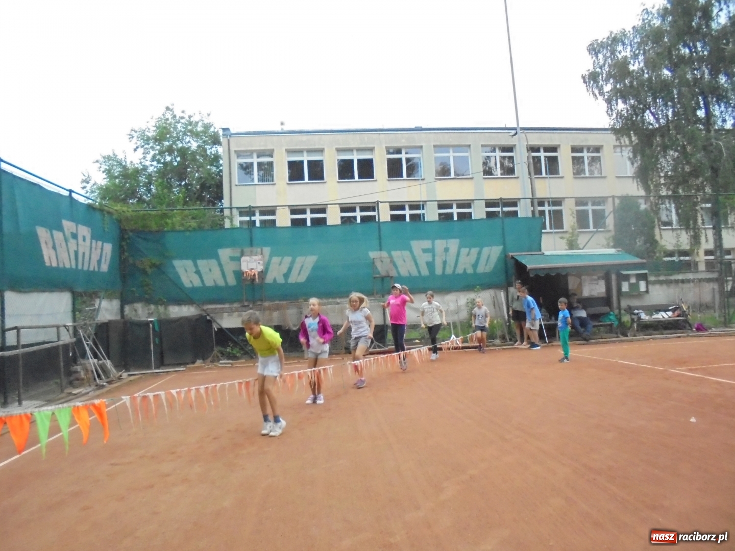 Zdjęcie w galerii na portalu naszraciborz.pl: Tenisowy turniej NSZZ Solidarność dla dzieci wiadomości z regionu