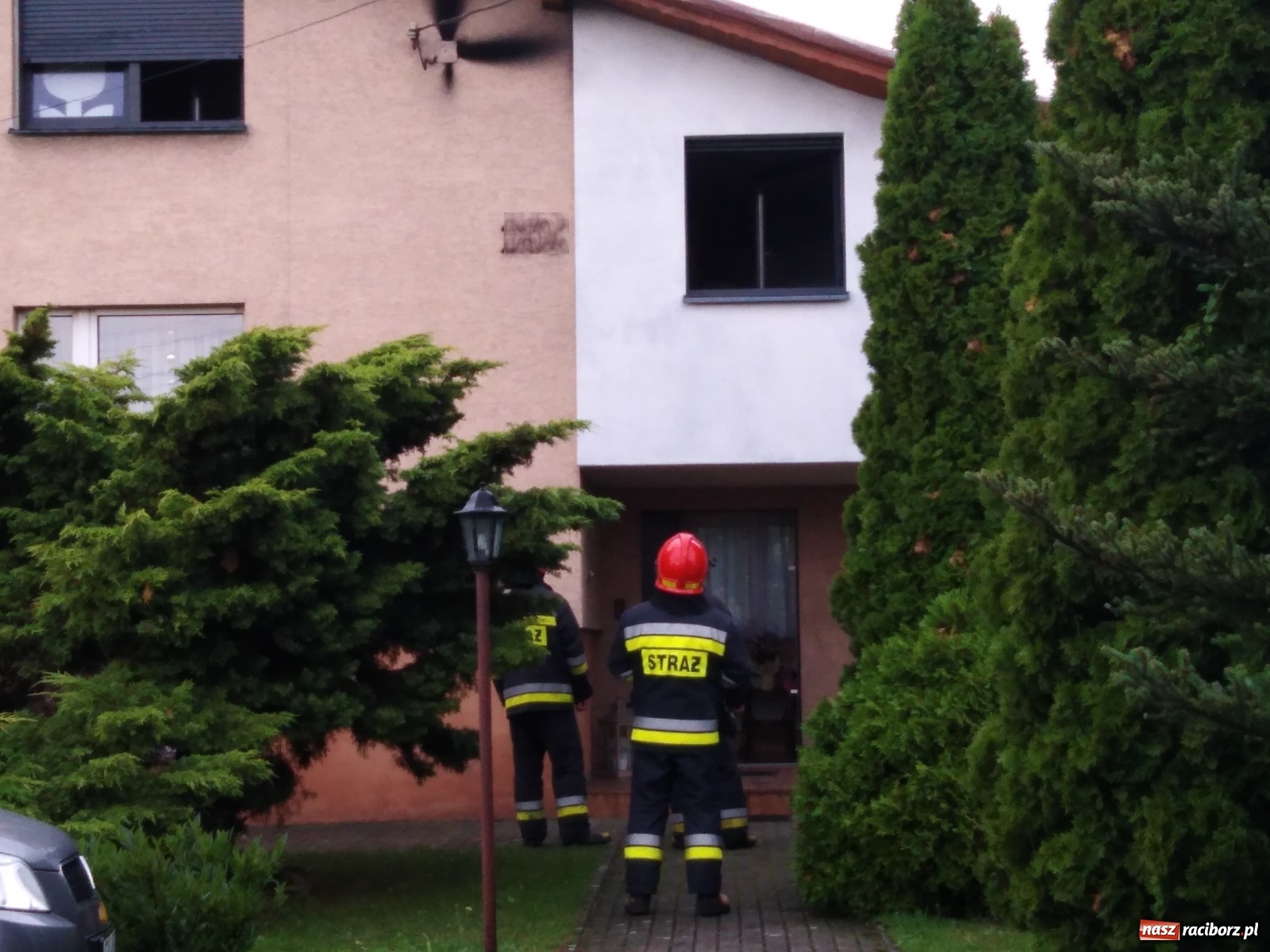 Zdjęcie w galerii na portalu naszraciborz.pl: Piorun uderzył w posesję w Kobyli [FOTO] wiadomości z regionu