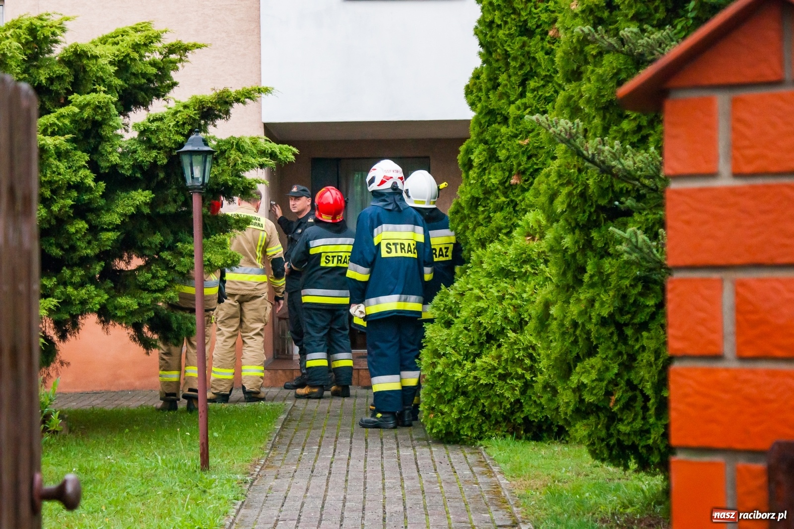 Zdjęcie w galerii na portalu naszraciborz.pl: Piorun uderzył w posesję w Kobyli [FOTO] wiadomości z regionu