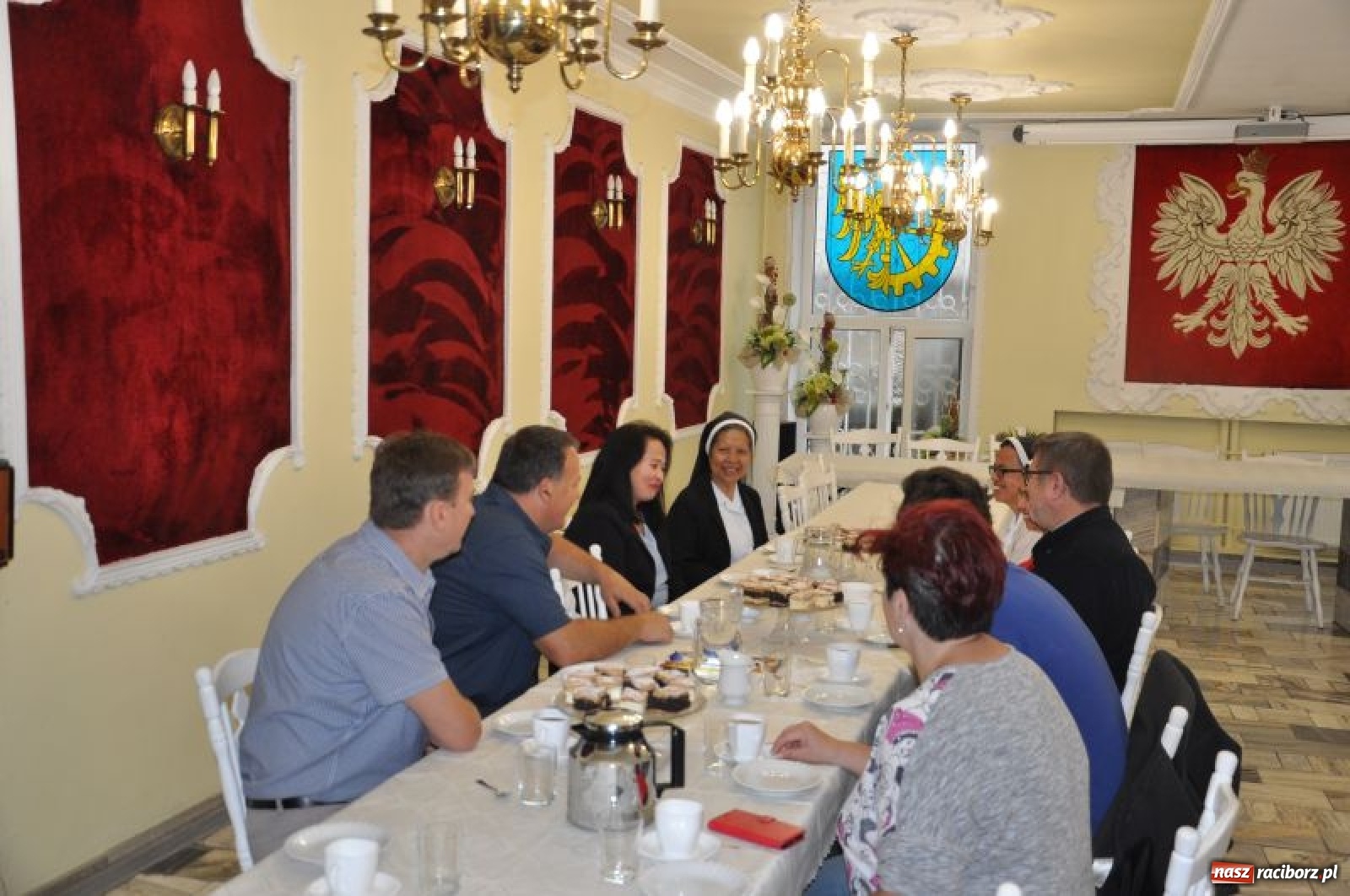 Zdjęcie w galerii na portalu naszraciborz.pl: Goście z Norwegii w kuźniańskim magistracie wiadomości z regionu