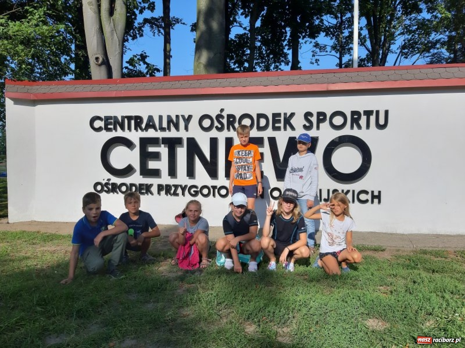 Zdjęcie w galerii na portalu naszraciborz.pl: Zapasy, szermierka i survival. Raciborzanie i opawianie w Cetniewie  [FOTO] wiadomości z regionu