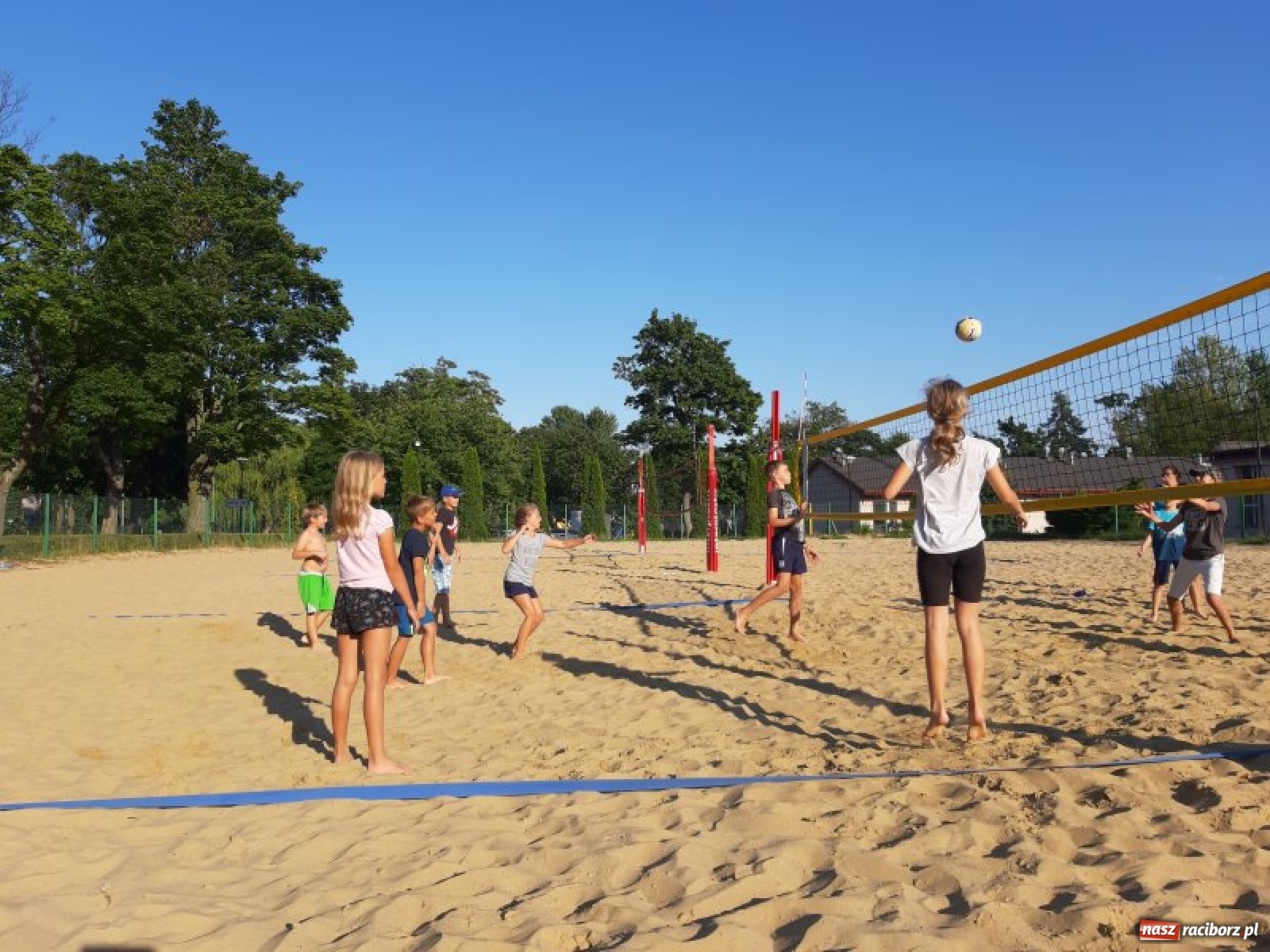 Zdjęcie w galerii na portalu naszraciborz.pl: Zapasy, szermierka i survival. Raciborzanie i opawianie w Cetniewie  [FOTO] wiadomości z regionu