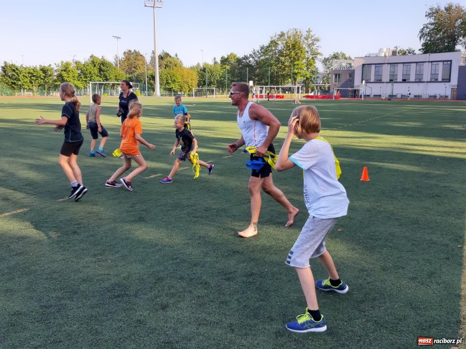 Zdjęcie w galerii na portalu naszraciborz.pl: Zapasy, szermierka i survival. Raciborzanie i opawianie w Cetniewie  [FOTO] wiadomości z regionu