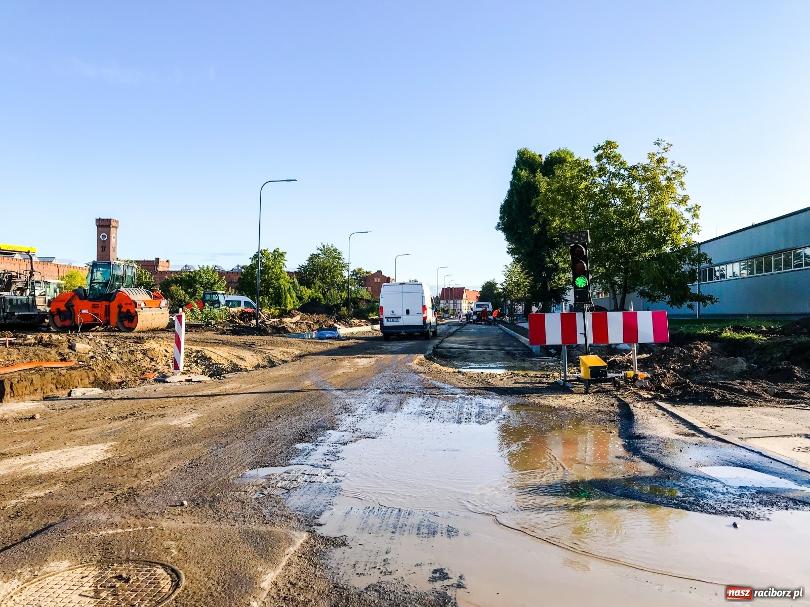Zdjęcie w galerii na portalu naszraciborz.pl: Przebudowa Łąkowej i Kościuszki. Wykonawca ma czas do 15 września!  wiadomości z regionu