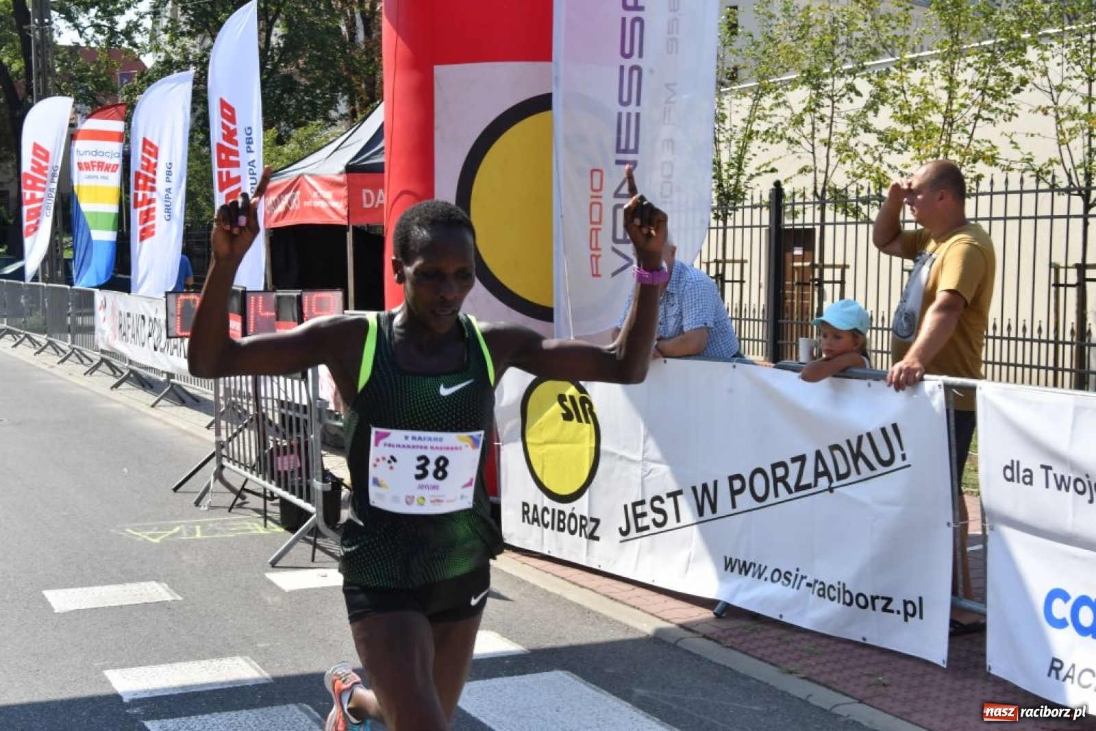 Zdjęcie w galerii na portalu naszraciborz.pl: V Rafako Półmaraton przeszedł do historii wiadomości z regionu