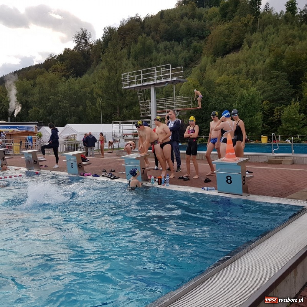 Zdjęcie w galerii na portalu naszraciborz.pl: Zawodnicy Victorii na podium mityngu pływackiego w Werdohl [FOTO] wiadomości z regionu